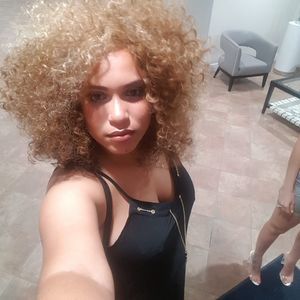 Meet your Posher, Zulay